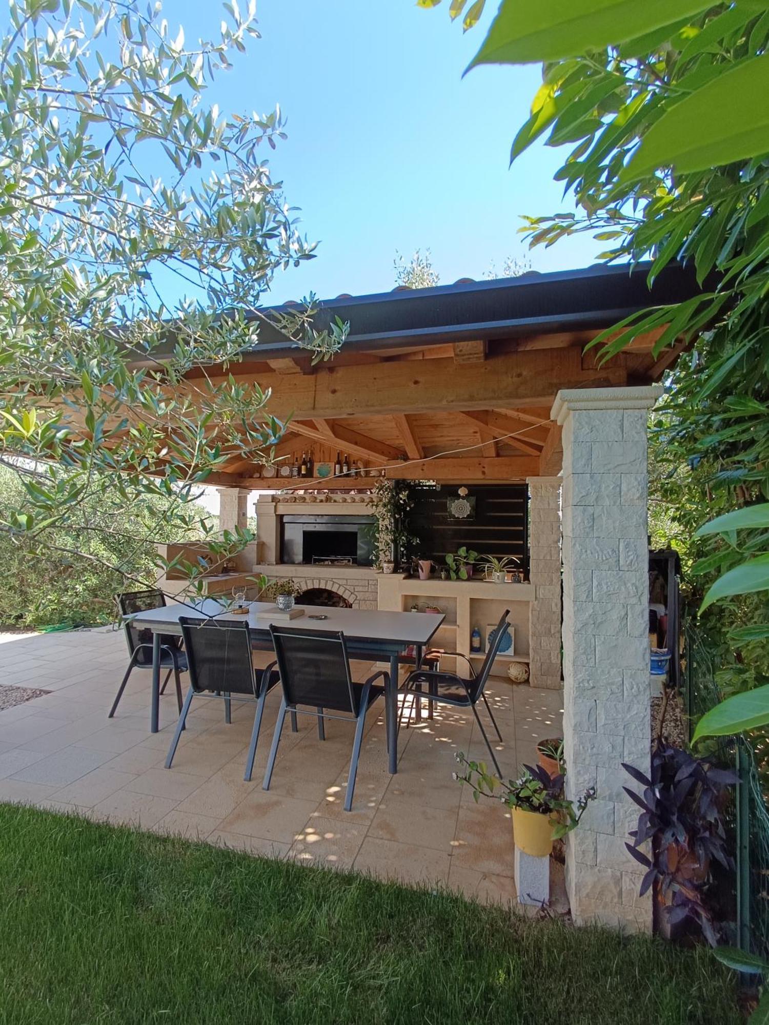Apartman Ika Umag Exterior photo
